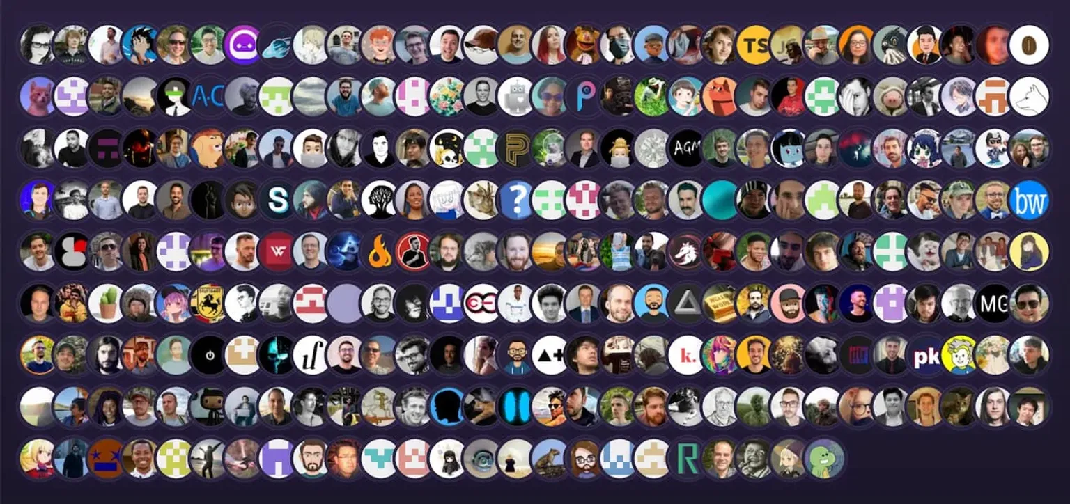 Avatares de los muchísimos contributors a los docs de Astro