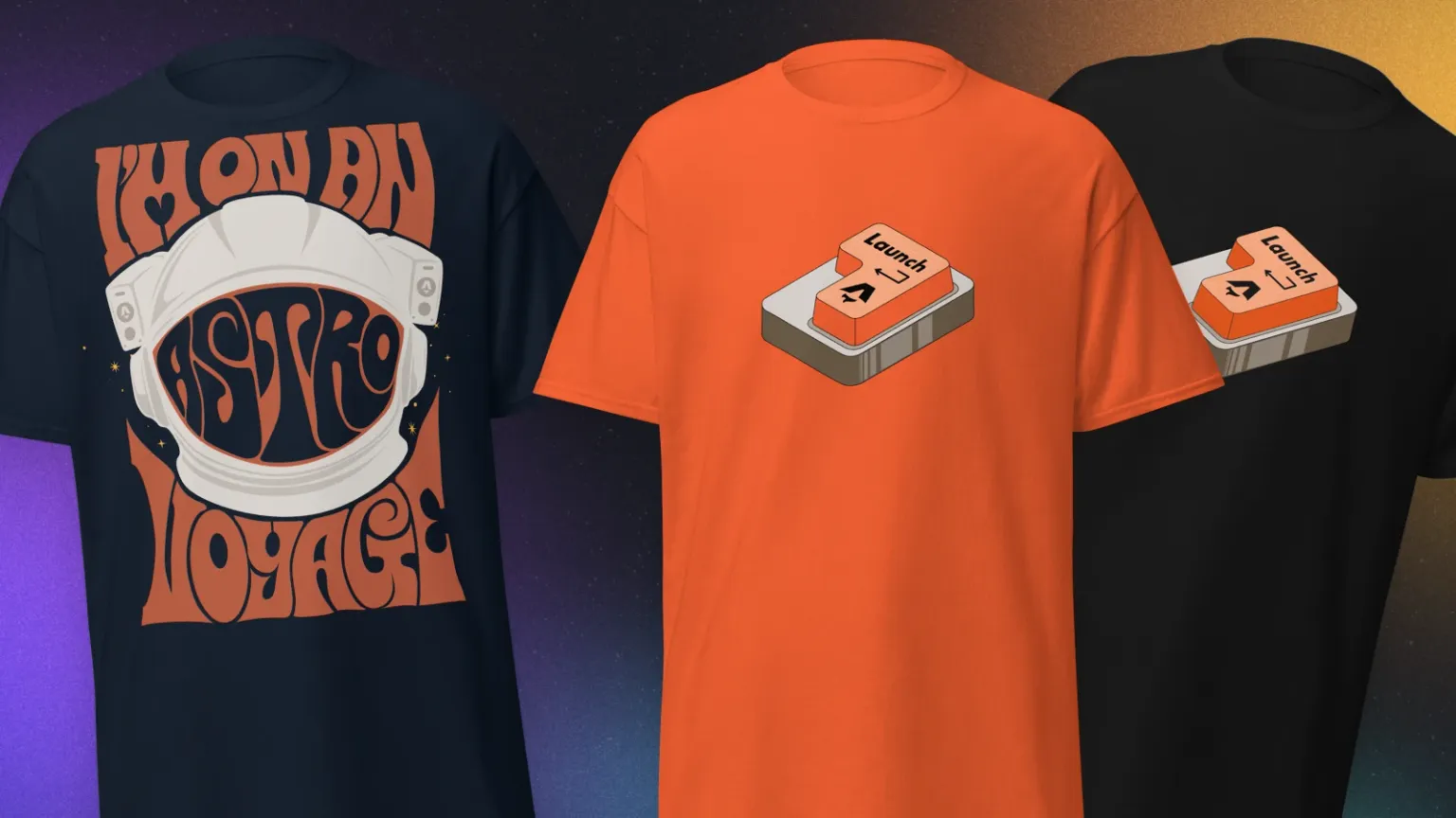 Tres camisetas: una camiseta azul marino con el texto "I'm on an Astro voyage" en letras onduladas estilo años 60 sobre un casco de astronauta; una camiseta naranja y una camiseta negra, ambas con la misma tecla return estilizada con el logo de Astro y el texto "Launch".