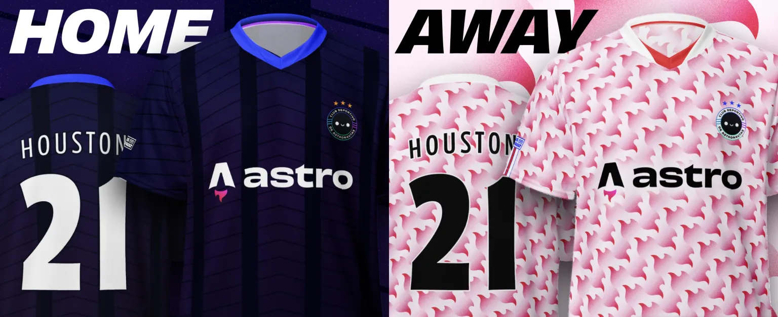 Camisetas de local y visitante Astro con el nombre “Houston” y el número 21 en la parte trasera. La camiseta de local es oscura, con un cuello azul vibrante y sutiles rayas verticales azul oscuro-moradas. La camiseta de visitante es clara y está cubierta con un ajetreado patrón teselado rojo y blanco construido a partir de la llama en el logotipo de Astro. Ambas camisetas tienen un escudo en el pecho izquierdo y un gran logotipo de Astro como patrocinador de la camiseta.